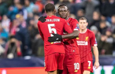 Barcelona a pus ochii pe doi superfotbaliști de la Liverpool! Clauza secretă din spatele mutării