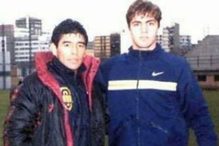 Elias Bazzi, alături de Diego Maradona, în 1996 Elias Bazzi, alături de Diego Maradona, în 1996