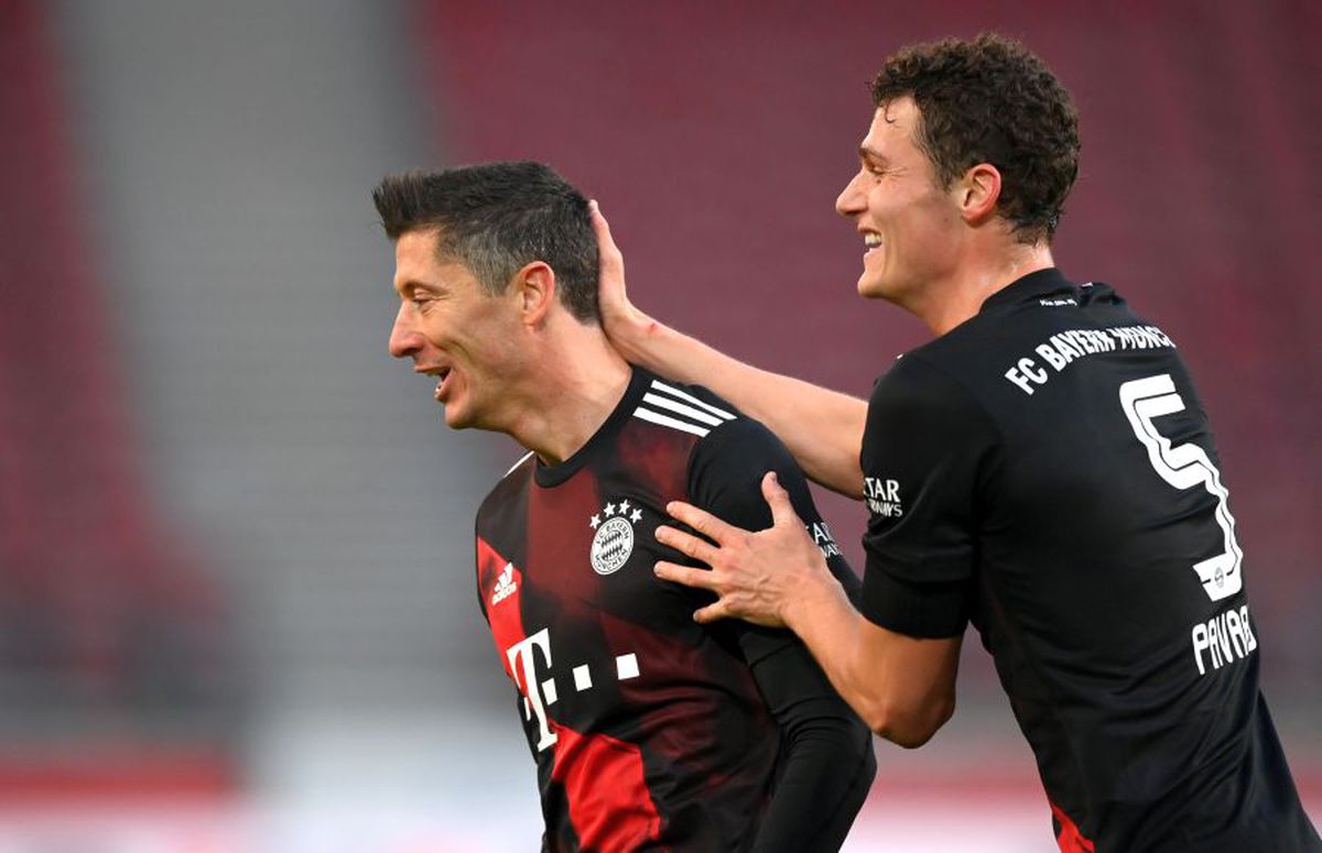 Borussia Dortmund - FC Koln + VFB Stuttgart - Bayern Munchen