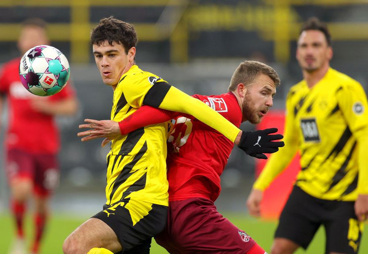 Borussia Dortmund - FC Koln + VFB Stuttgart - Bayern Munchen