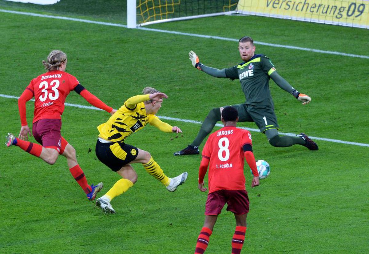 Borussia Dortmund - FC Koln + VFB Stuttgart - Bayern Munchen
