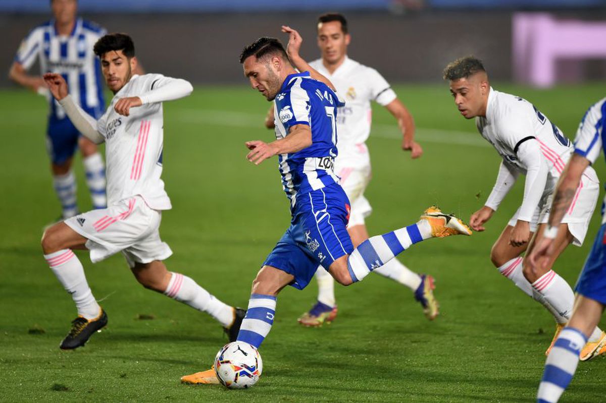 Real Madrid - Alaves 1-2. Surpriză majoră în La Liga » Real pierde iar pe teren propriu, într-un meci în care Courtois a comis-o!