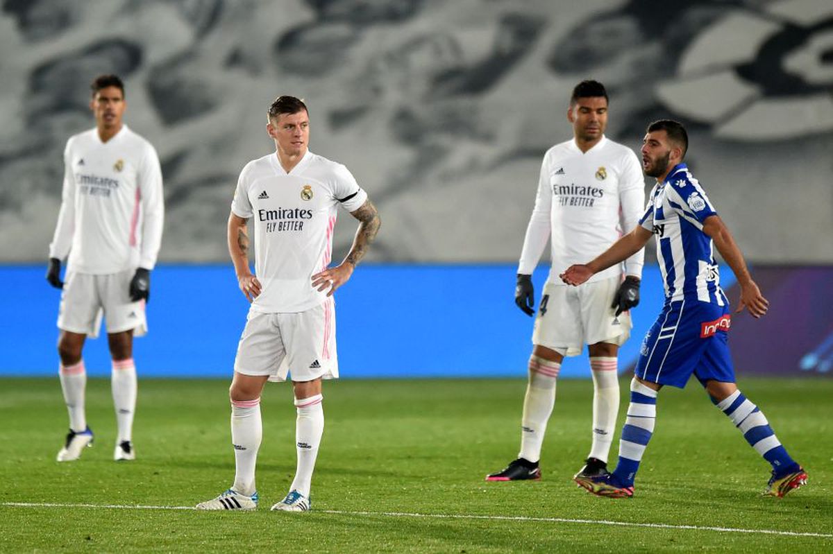 Real Madrid - Alaves 1-2. Surpriză majoră în La Liga » Real pierde iar pe teren propriu, într-un meci în care Courtois a comis-o!