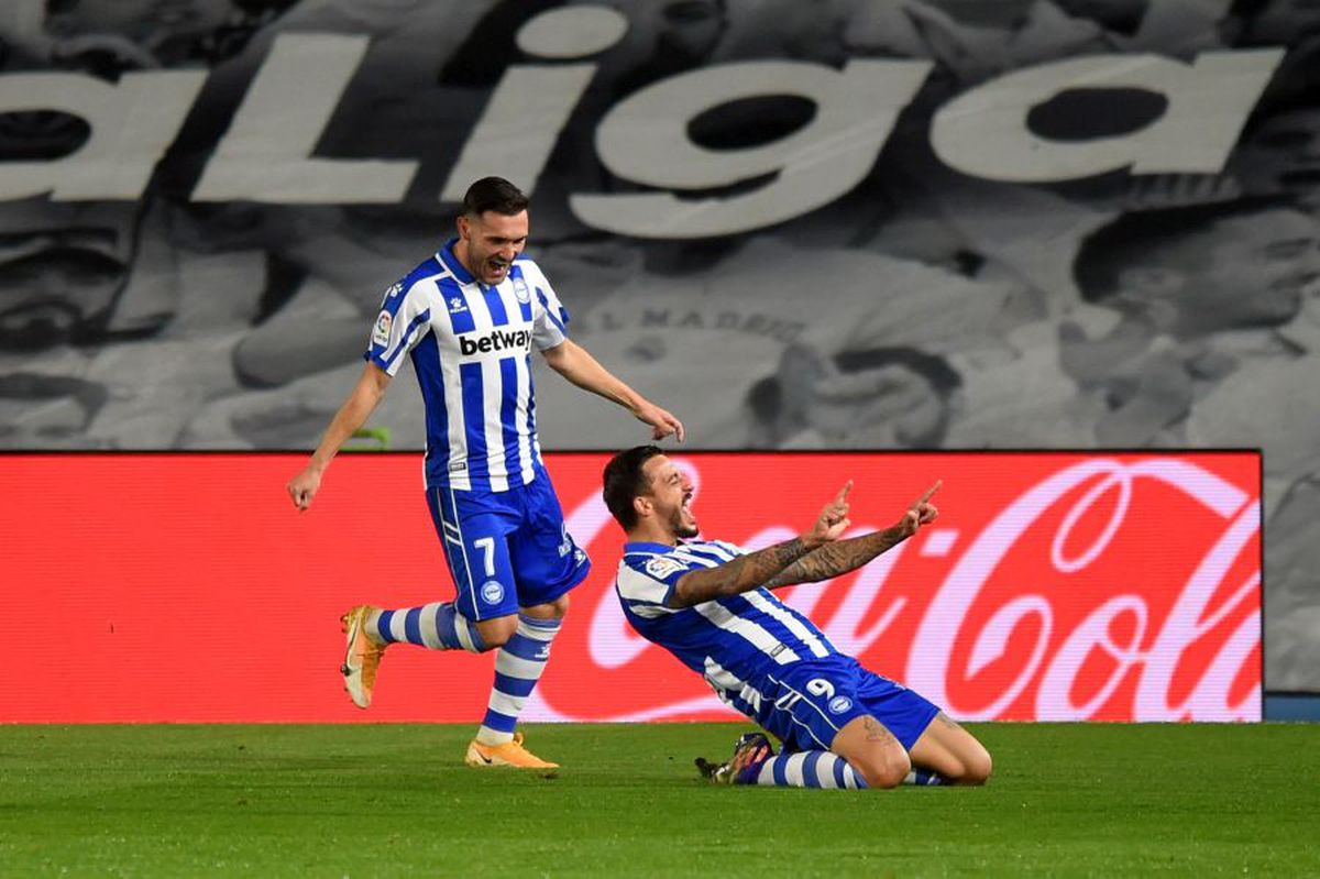 Real Madrid - Alaves 1-2. Surpriză majoră în La Liga » Real pierde iar pe teren propriu, într-un meci în care Courtois a comis-o!