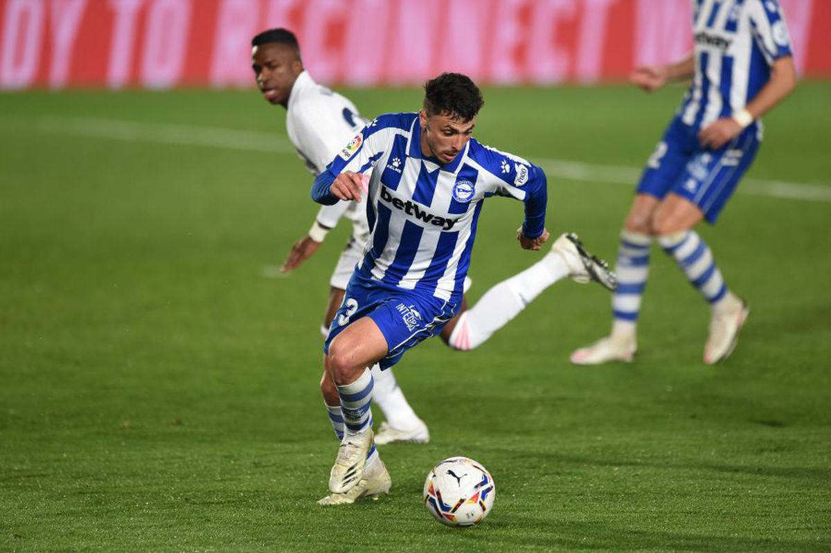 Real Madrid - Alaves 1-2. Surpriză majoră în La Liga » Real pierde iar pe teren propriu, într-un meci în care Courtois a comis-o!