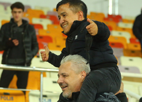 A uitat că e la retrogradare! Șumudică a oferit imaginile serii, după eliminarea cu Galatasaray
