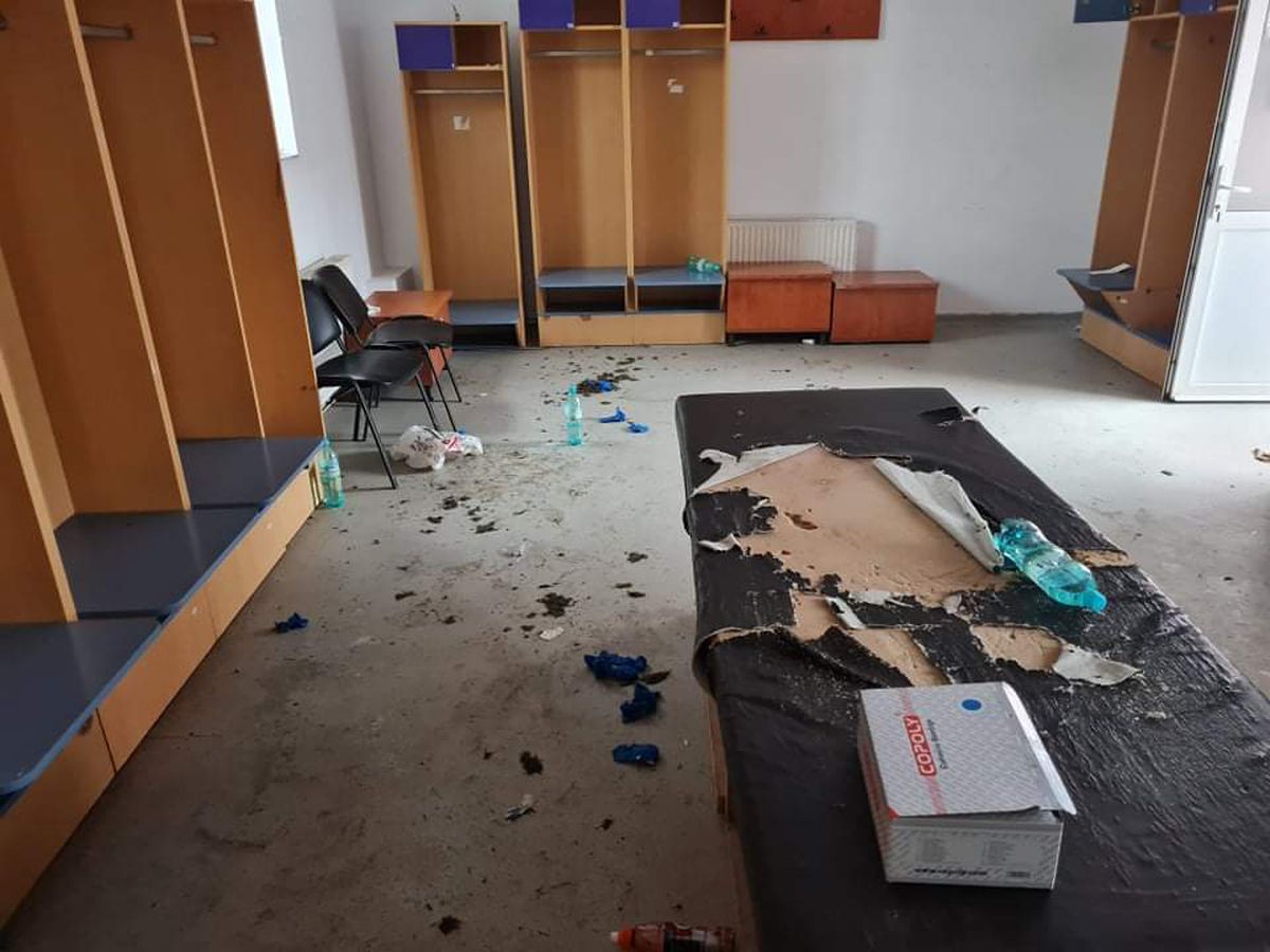 Bătuți la Timișoara, steliștii au făcut prăpăd în vestiar: „Știam că militarii își fac patul”