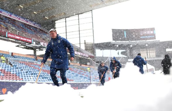 Burnley - Tottenham, amânat din cauza ninsorii: „Nu putem vorbi de fotbal în astfel de condiții”