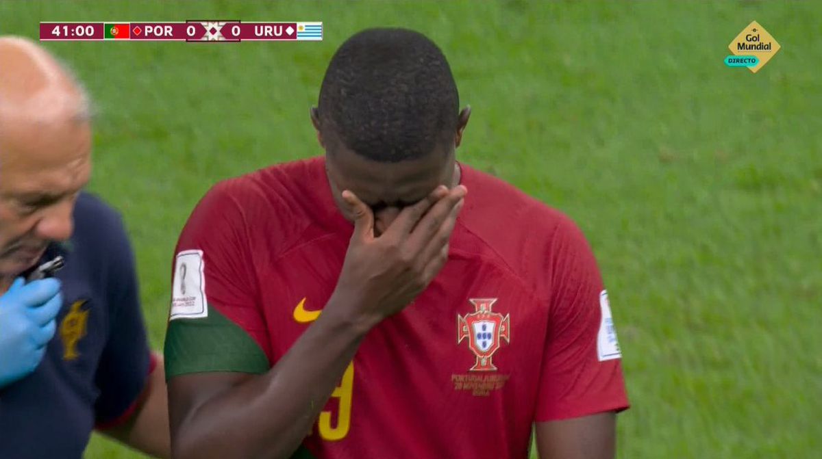 Scenă dramatică la Mondial: a ieșit în lacrimi de pe teren și a plecat la vestiare! „Cel mai probabil, e ultimul lui meci în Qatar”