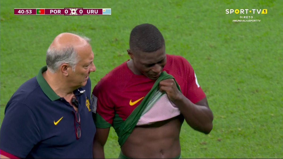 Scenă dramatică la Mondial: a ieșit în lacrimi de pe teren și a plecat la vestiare! „Cel mai probabil, e ultimul lui meci în Qatar”