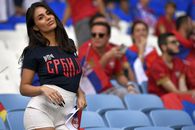 Au întors toate privirile la Camerun - Serbia » Apariții classy în tribunele de pe „Al Janoub Stadium”