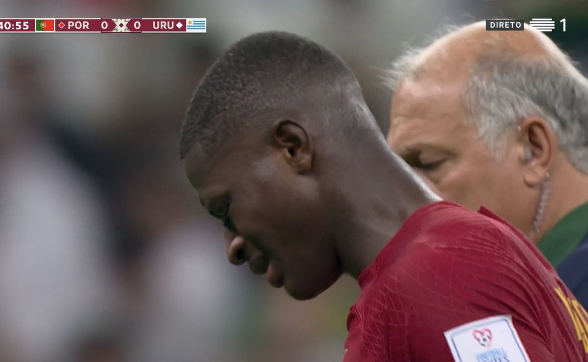 Scenă dramatică la Mondial: a ieșit în lacrimi de pe teren și a plecat la vestiare! „Cel mai probabil, e ultimul lui meci în Qatar”