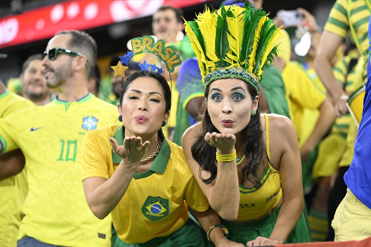 Braziliencele au încins atmosfera la meciul cu Elveția de la Campionatul Mondial