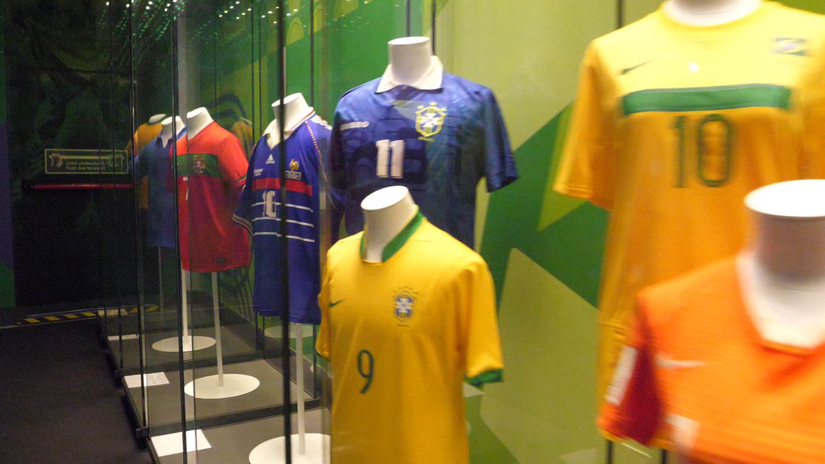 GSP a vizitat un muzeu al sportului galactic: Nadia e așezată lângă Zidane și Michael Jordan