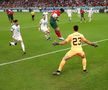 Portugalia - Uruguay a fost oprit în minutul 51 din cauza unui suporter care a intrat pe teren.