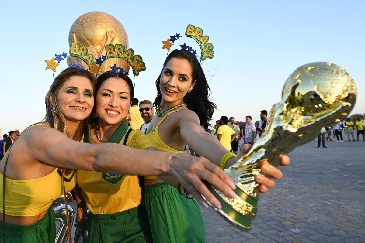 Braziliencele au încins atmosfera la meciul cu Elveția de la Campionatul Mondial