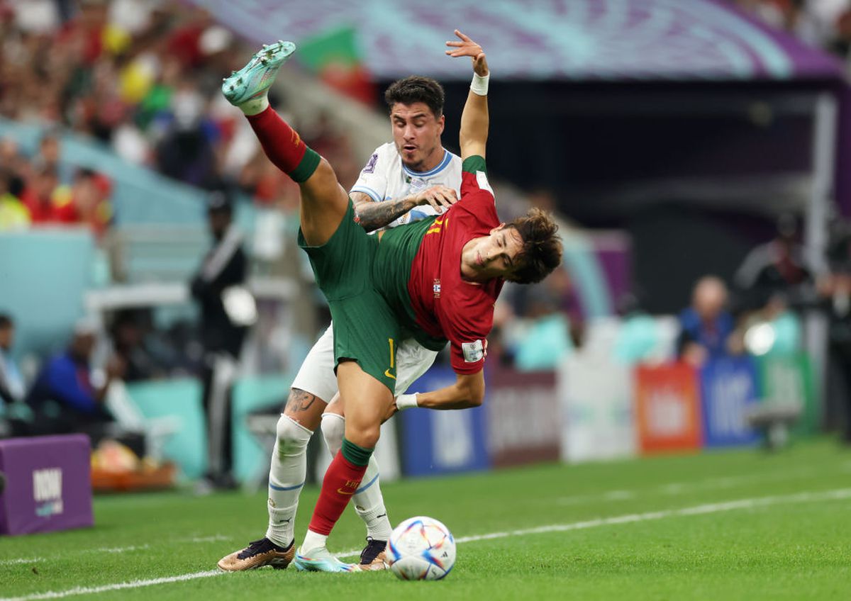 „Dubla” lui Bruno Fernandes o duce în optimi pe Portugalia! Uruguay tremură pentru calificare