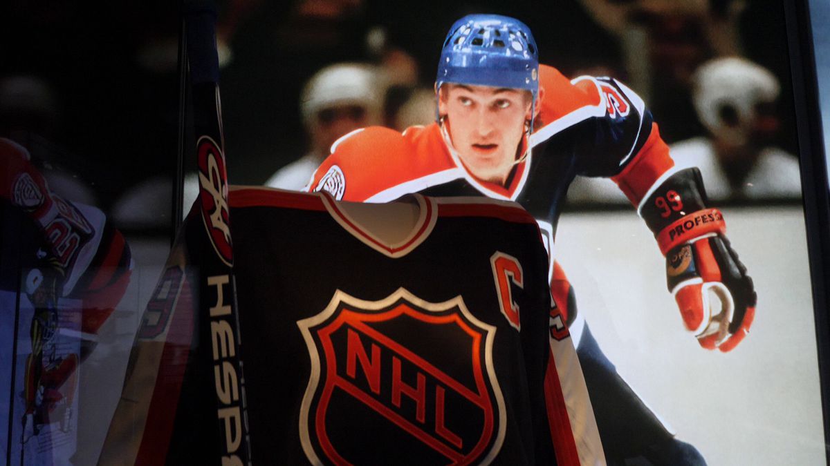 GSP a vizitat un muzeu al sportului galactic: Nadia e așezată lângă Zidane și Michael Jordan