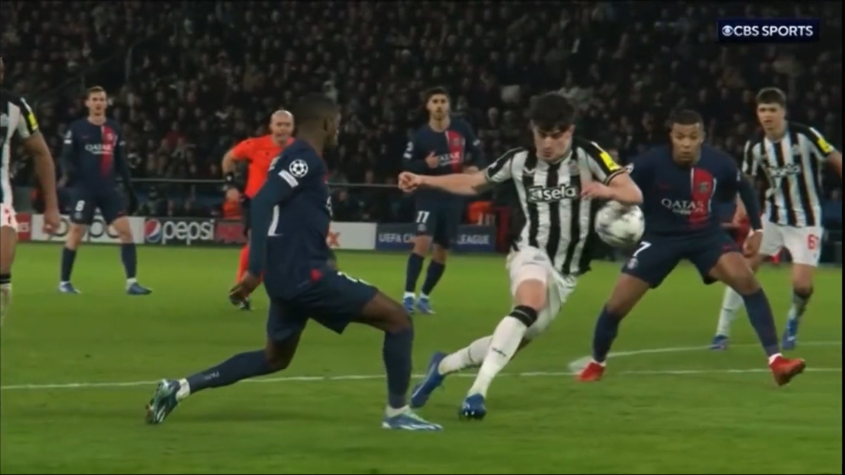 Reacție nervoasă a unei legende după penalty-ul primit de PSG: „Ce c***t!”