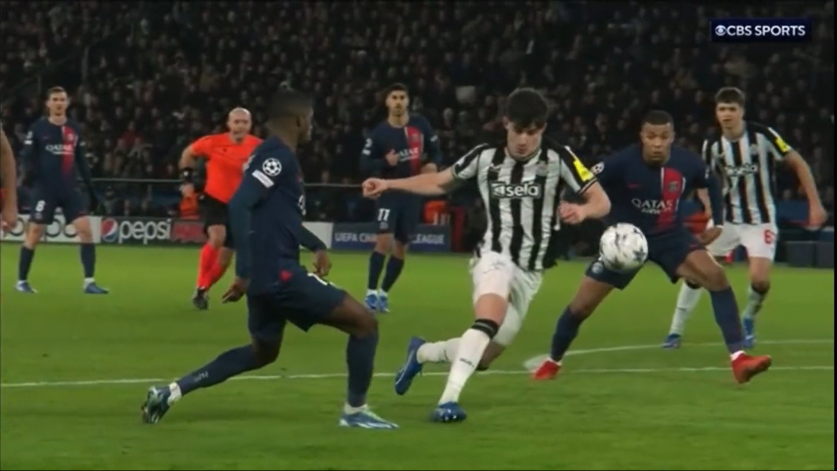 Reacție nervoasă a unei legende după penalty-ul primit de PSG: „Ce c***t!”