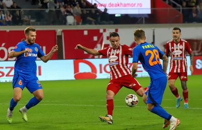 Patronul din Superligă pregătit să-și demită antrenorul: „Mi-a fost rușine să văd repriza a doua. Clar, e nevoie de schimbare!”