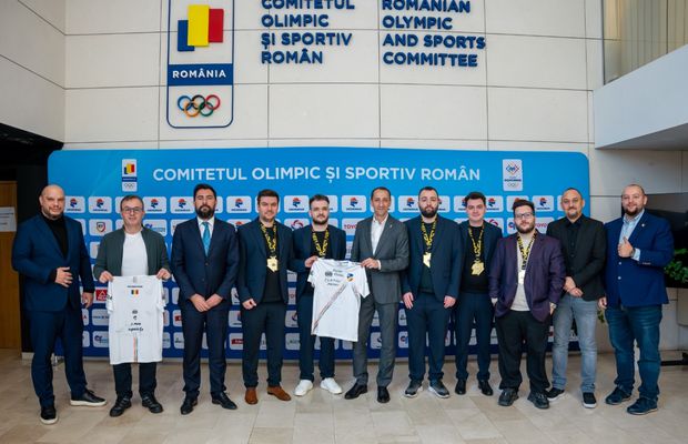 Echipa României, campioană mondială la Counter-Strike, felicitată de președintele Comitetului Olimpic și Sportiv Român, Mihai Covaliu