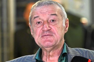 Intrat în colimatorul lui Gigi Becali, fotbalistul din Superligă a rupt tăcerea despre cel mai controversat moment al carierei: „Nu am mai vorbit cu el! Ne-au zis că plecăm cu sacul plin de goluri și ne dau tricouri albe”