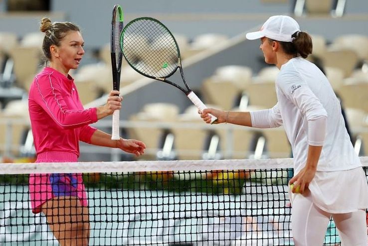 Iga Swiatek și Simona Halep, la Roland Garros 2020 / Sursă foto: Getty