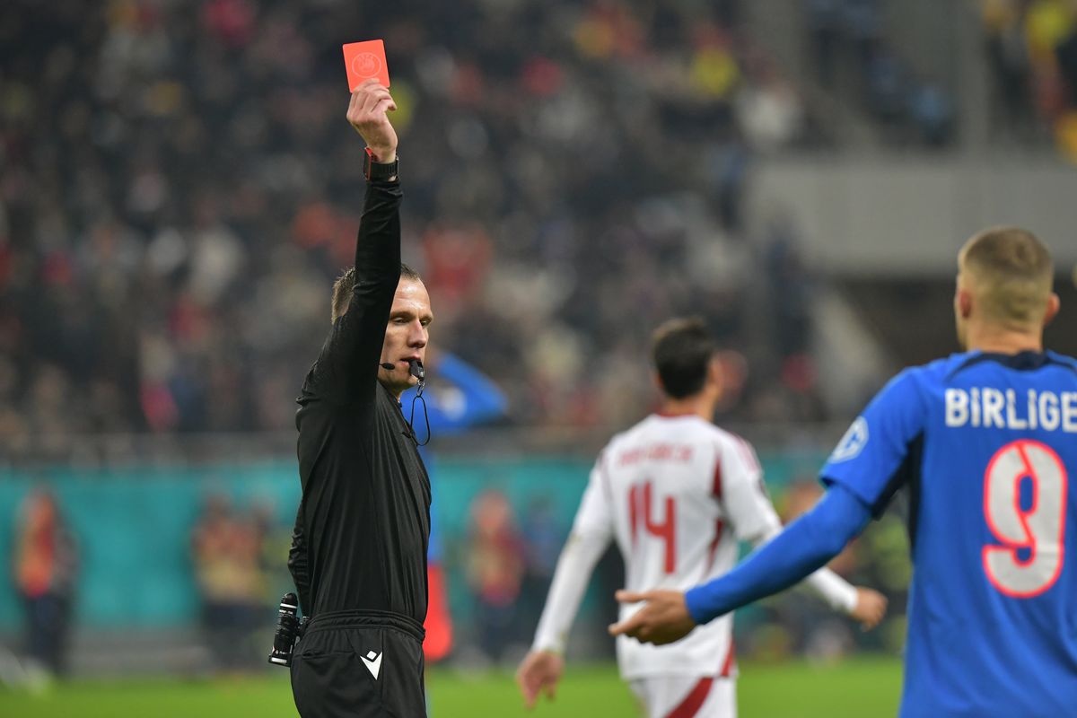 „Clientul” lui Basarab Panduru, după FCSB - Olympiakos: „Pare că acum s-a apucat de fotbal”