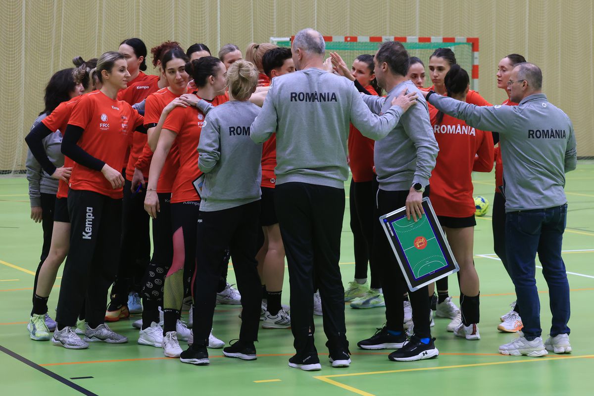 Imagini de la antrenamentul oficial al României înaintea meciului cu Japonia