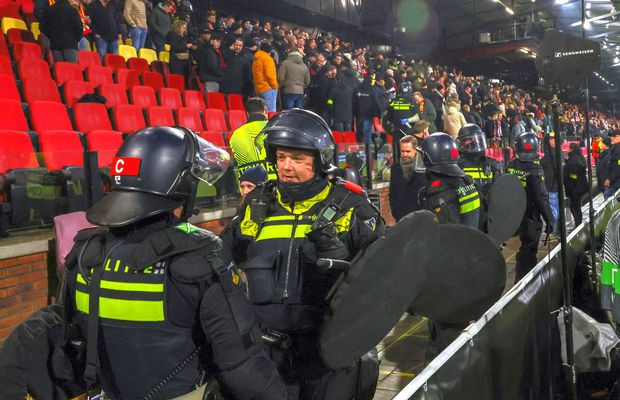 „Așa ceva nu am trăit niciodată” » Situație incredibilă la meciul fostei adversare a lui FCSB: „Fanii au fost scoși din autobuz și bătuți”