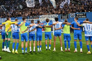 Fanii oltenii, pe podium în Conference, primii în Superliga! FCSB, marea surpriză