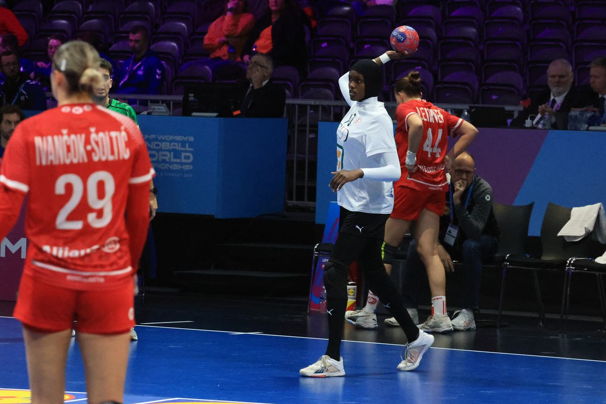 Naționala Egiptului nu s-a făcut de râs în primul meci jucat vreodată la Campionatul Mondial de handbal feminin! GSP a asistat la momentul istoric