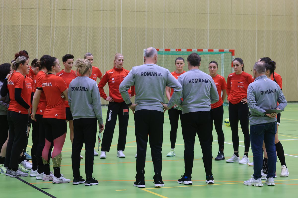 Imagini de la antrenamentul oficial al României înaintea meciului cu Japonia