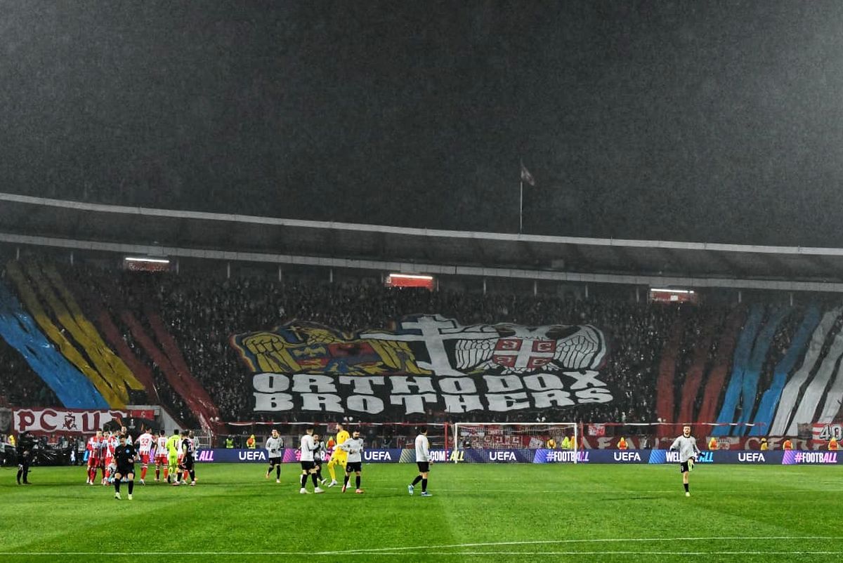Scenografia sârbilor la Steaua Roșie - FCSB