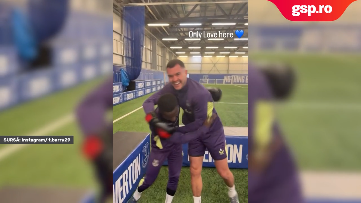La câteva zile după ce au fost aproape de a se lua la bătaie pe teren, jucătorii lui Everton au intrat „în ring”