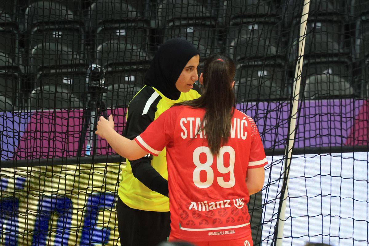 Naționala Egiptului nu s-a făcut de râs în primul meci jucat vreodată la Campionatul Mondial de handbal feminin! GSP a asistat la momentul istoric