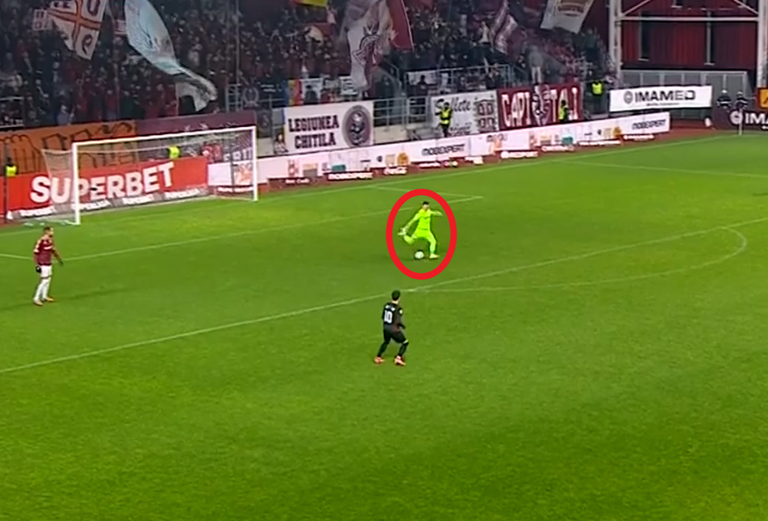 Marian Aioani a pasat decisiv la golul lui Grameni din Rapid - Csikszereda // foto: Captură Prima Sport