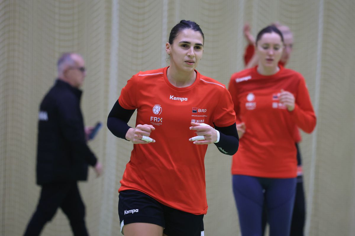 Imagini de la antrenamentul oficial al României înaintea meciului cu Japonia