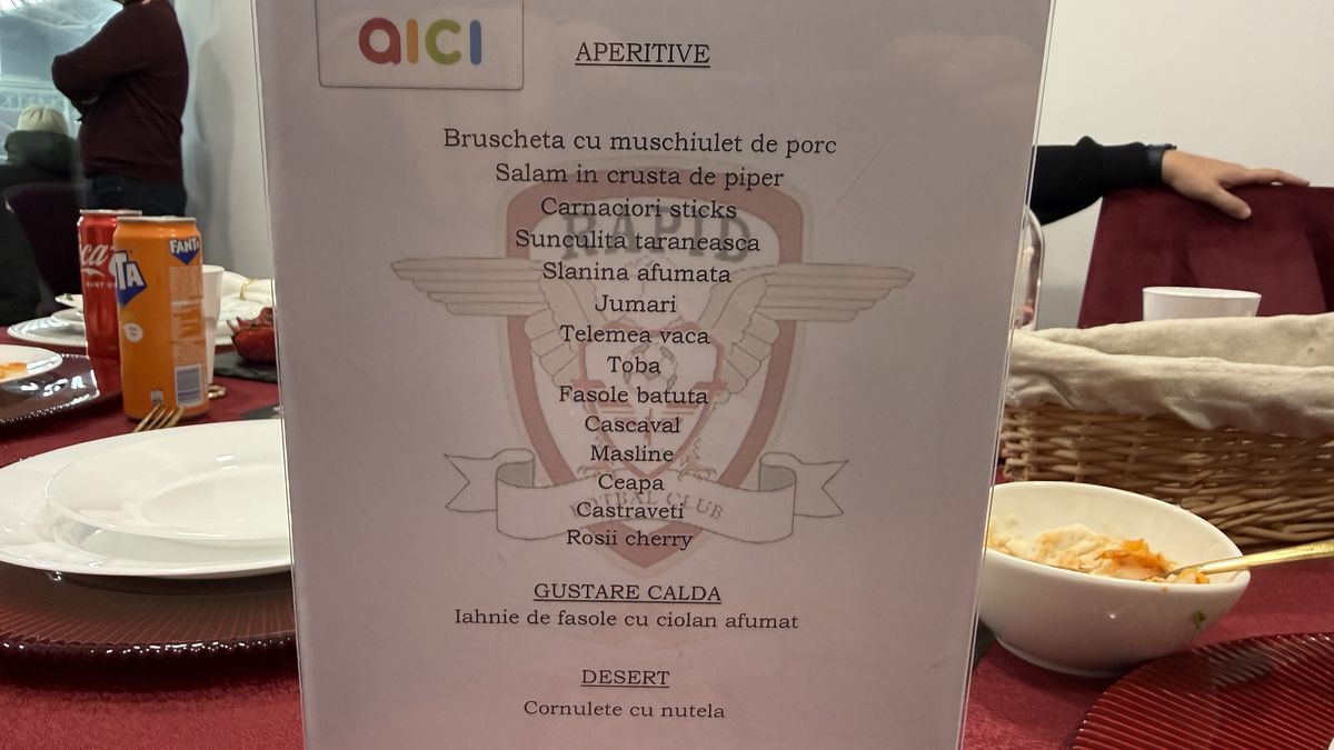 Ce au găsit șefii lui Csikszereda în lojă, la meciul cu Rapid » Mesaj tipărit și în maghiară: „Vă dorim...”