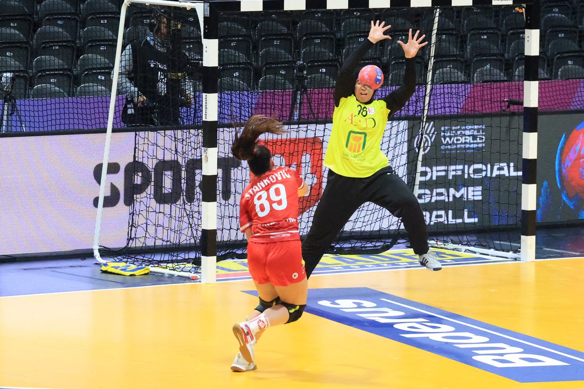 Naționala Egiptului nu s-a făcut de râs în primul meci jucat vreodată la Campionatul Mondial de handbal feminin! GSP a asistat la momentul istoric