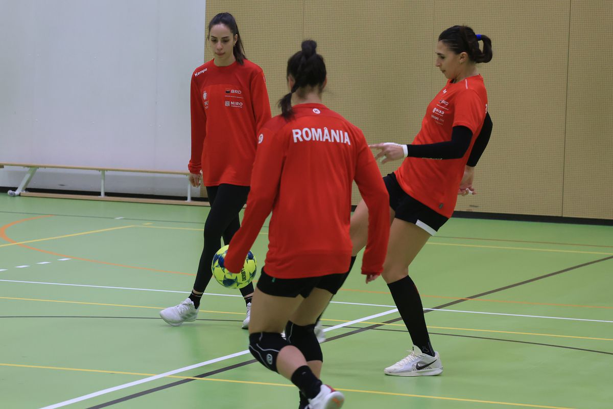 Imagini de la antrenamentul oficial al României înaintea meciului cu Japonia