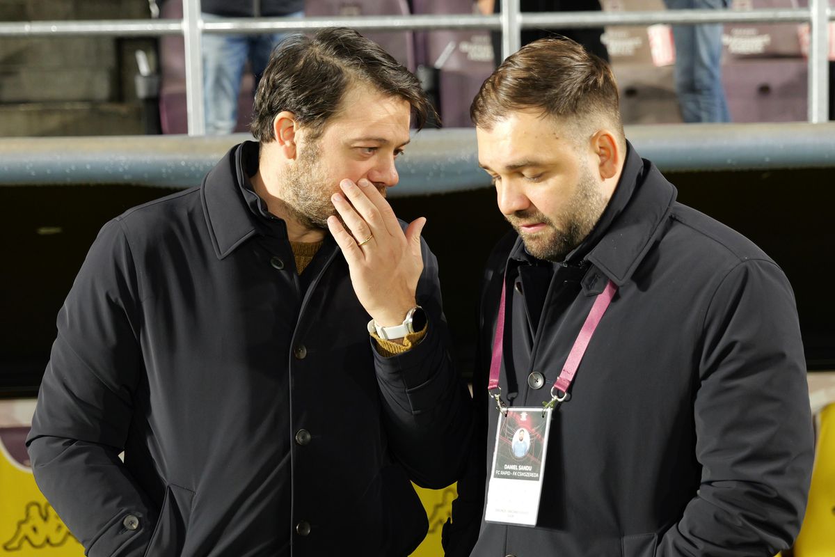 Ce au găsit șefii lui Csikszereda în lojă, la meciul cu Rapid » Mesaj tipărit și în maghiară: „Vă dorim...”