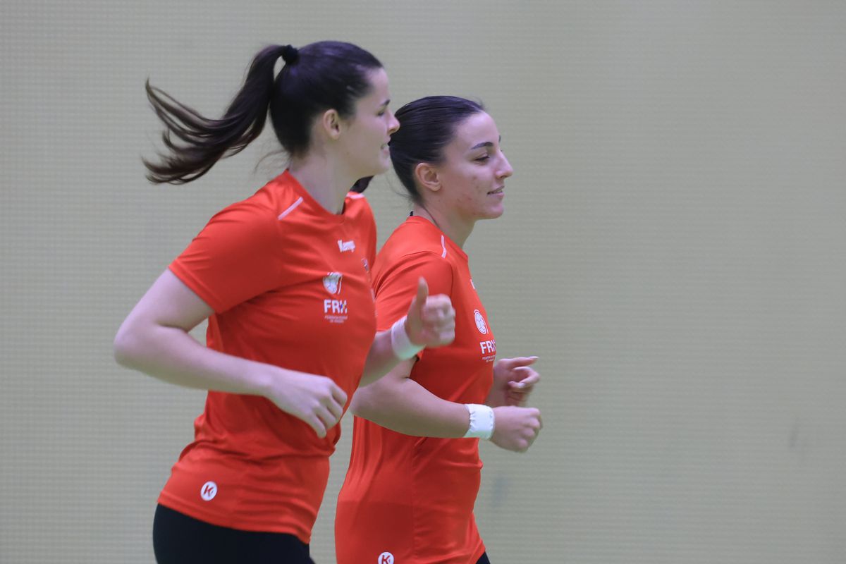 Imagini de la antrenamentul oficial al României înaintea meciului cu Japonia