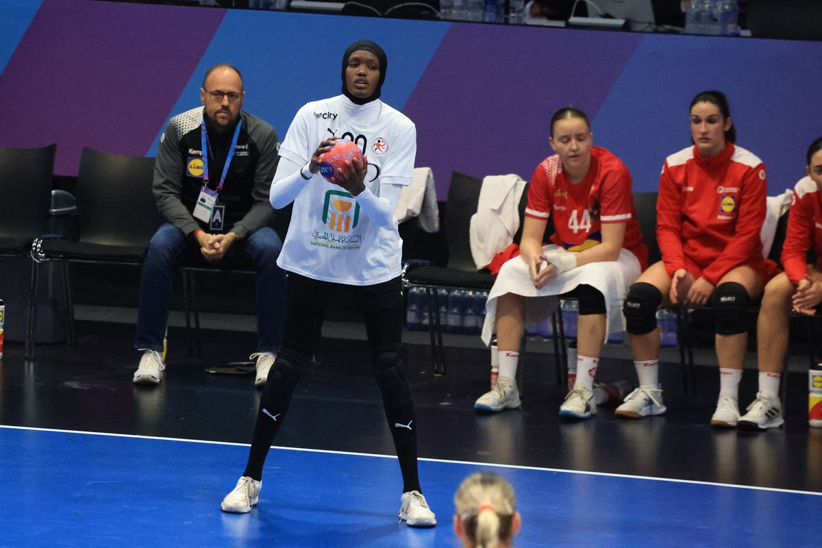 Naționala Egiptului nu s-a făcut de râs în primul meci jucat vreodată la Campionatul Mondial de handbal feminin! GSP a asistat la momentul istoric