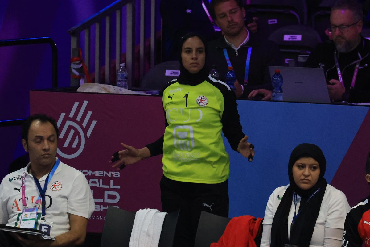 Naționala Egiptului nu s-a făcut de râs în primul meci jucat vreodată la Campionatul Mondial de handbal feminin! GSP a asistat la momentul istoric