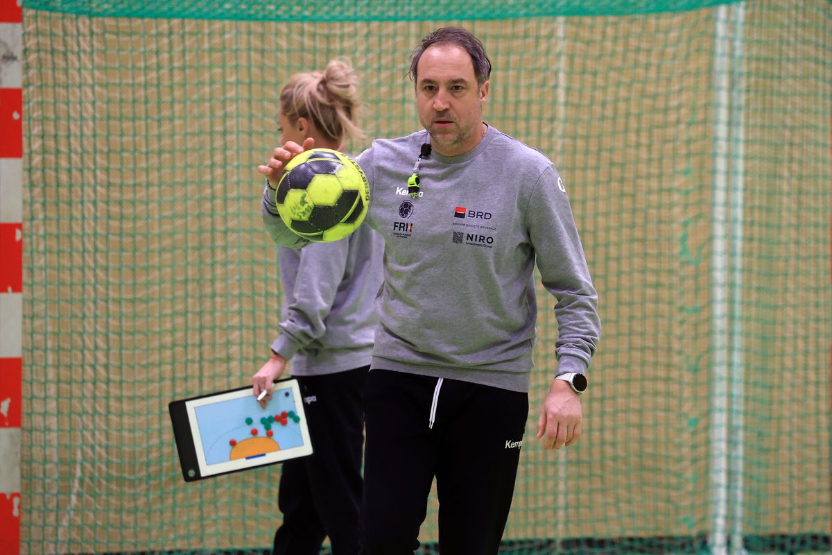 Imagini de la antrenamentul oficial al României înaintea meciului cu Japonia