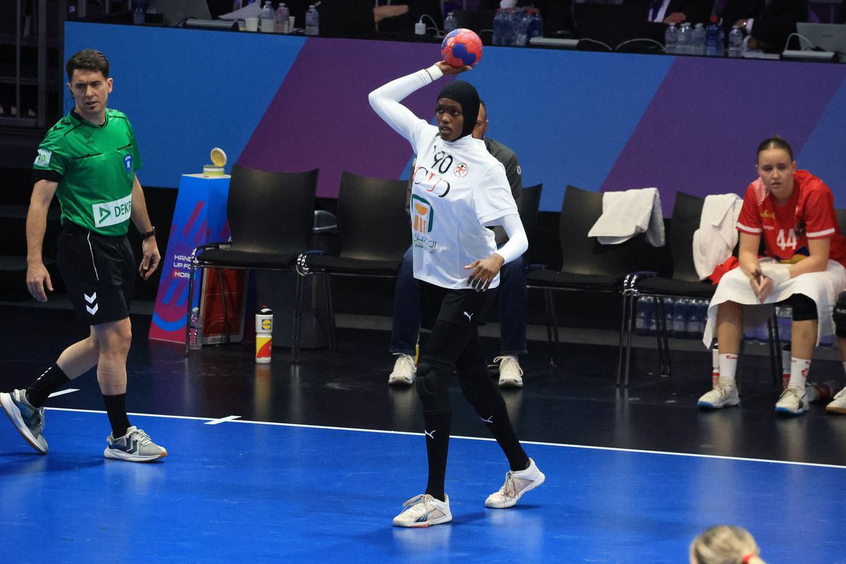 Naționala Egiptului nu s-a făcut de râs în primul meci jucat vreodată la Campionatul Mondial de handbal feminin! GSP a asistat la momentul istoric