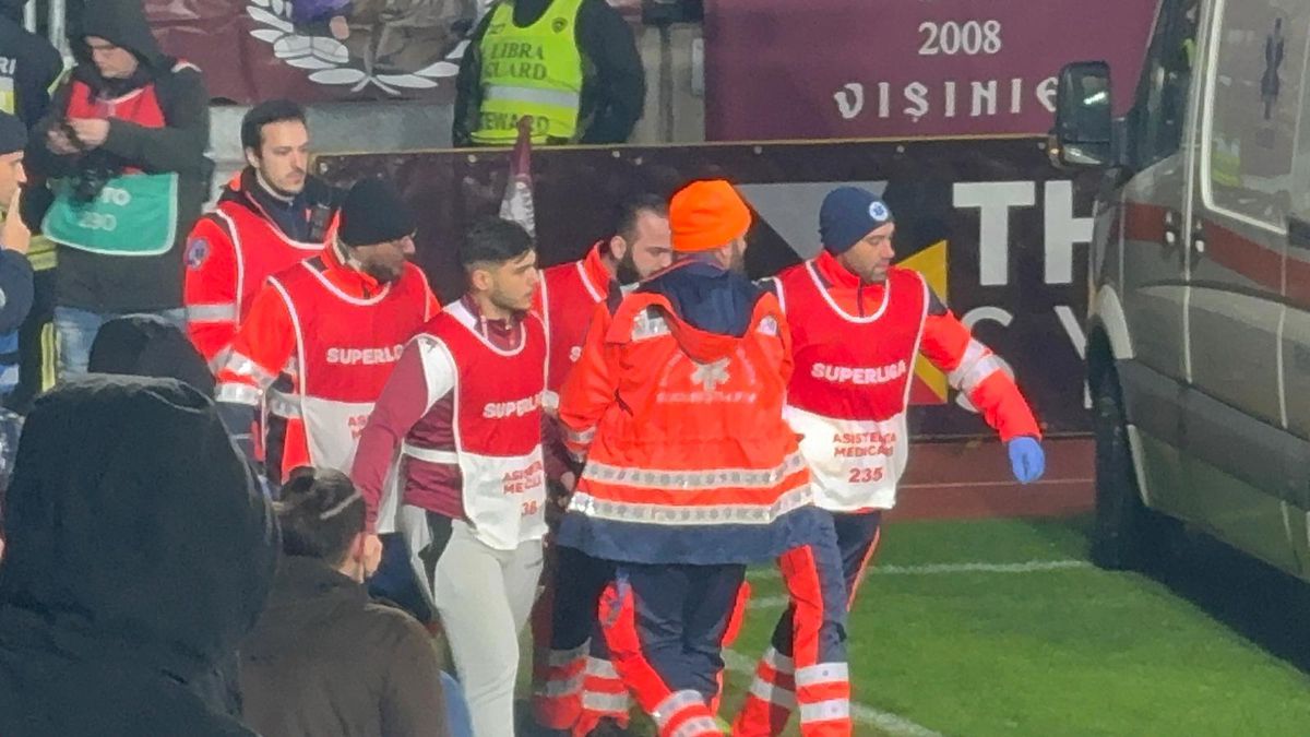 Unui spectator i s-a făcut rău în timpul meciului Rapid - Csikszereda