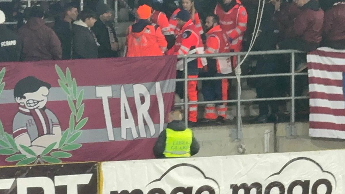 Unui spectator i s-a făcut rău în timpul meciului Rapid - Csikszereda